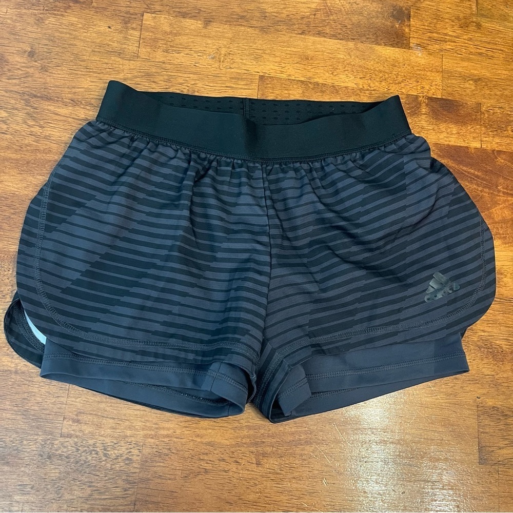 Adidas Women's Black Striped lined Shorts climalite size small